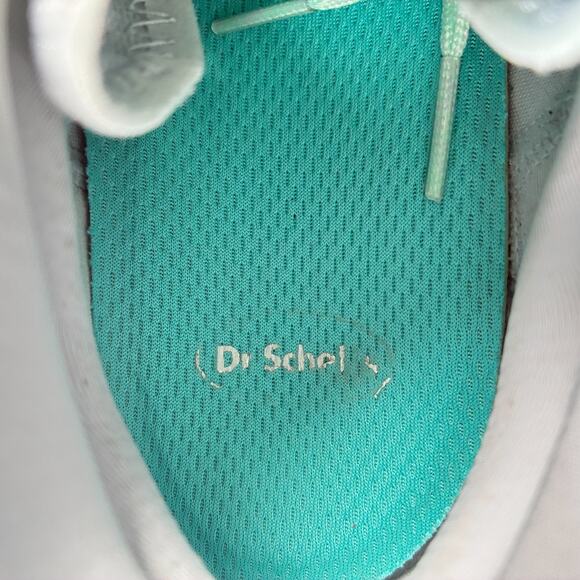 Nike Zoom Wildhorse 6 Light Gray Yellow Green Trail Running Shoes Women’s Size 8 - Picture 9 of 11